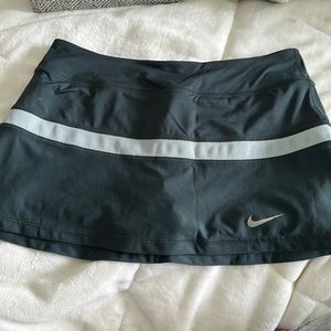 Nike army green/ gray tennis skirt with built in shorts